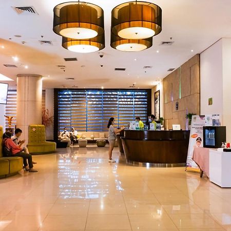 Primebiz Cikarang Hotel Eksteriør billede