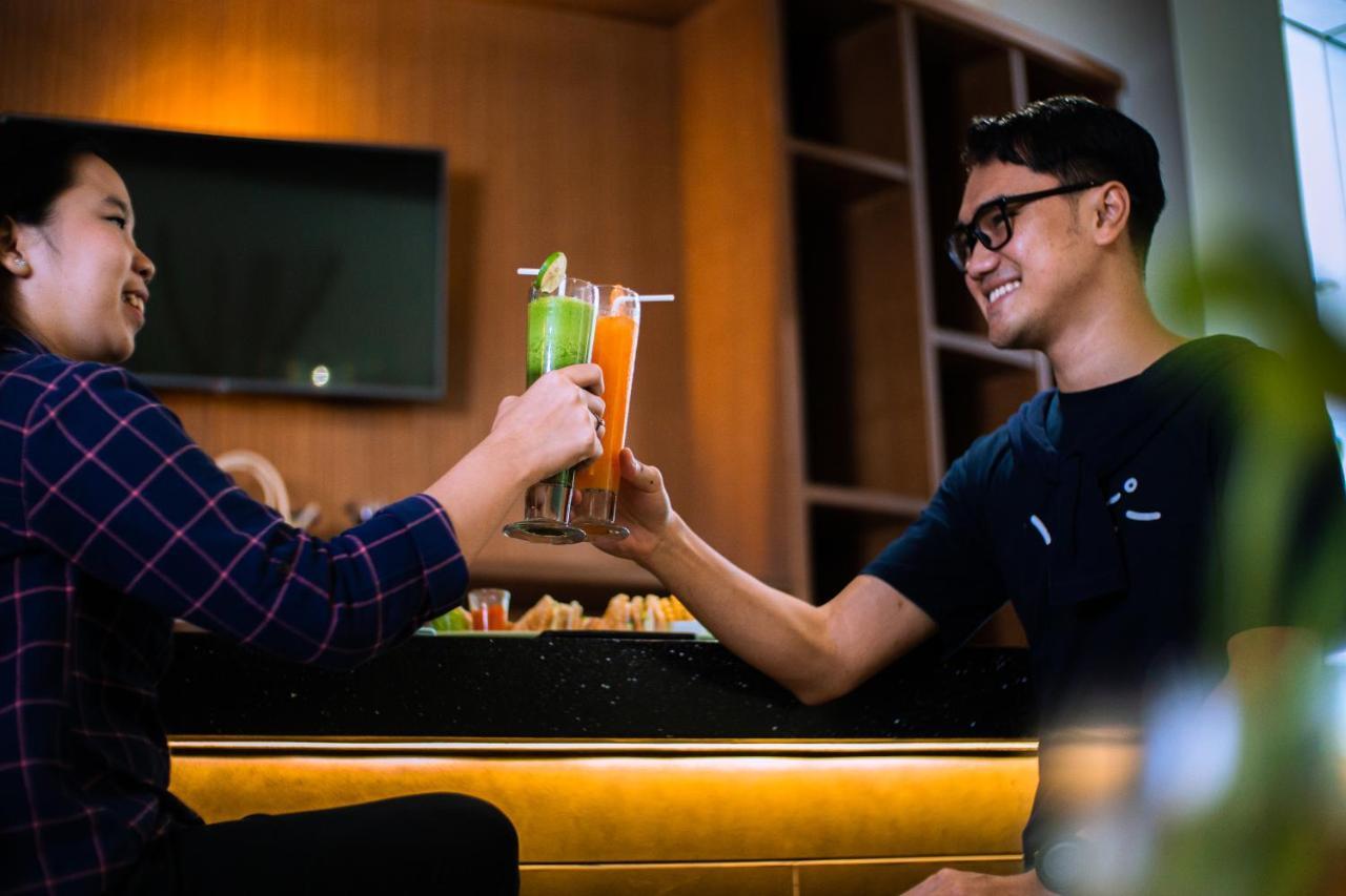 Primebiz Cikarang Hotel Eksteriør billede