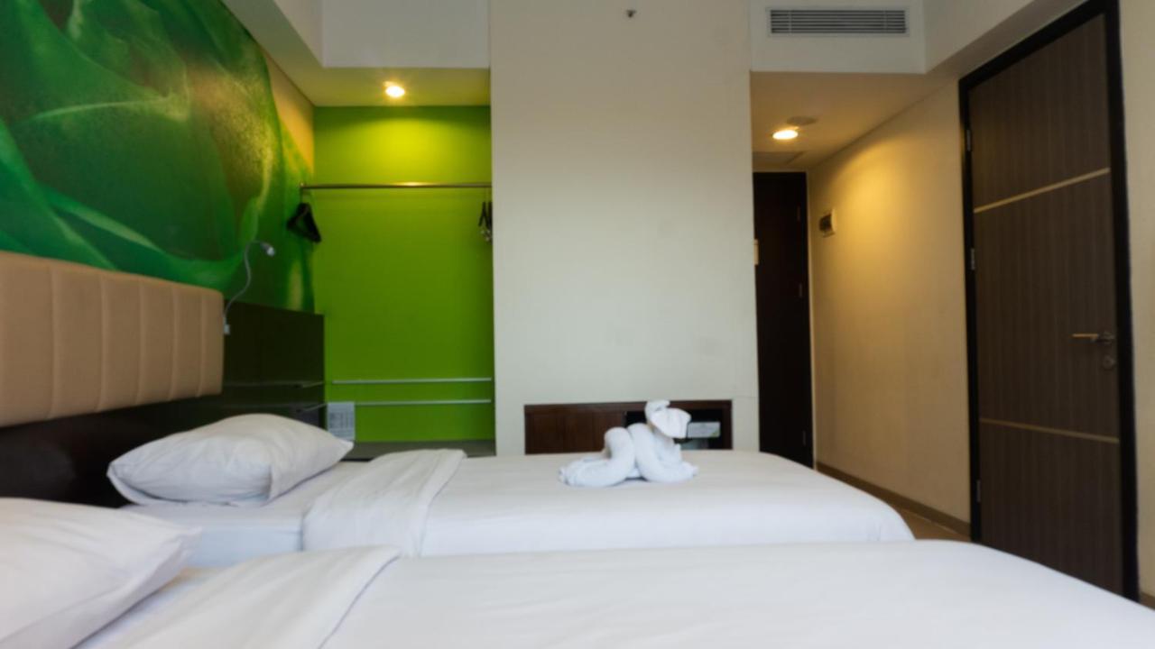 Primebiz Cikarang Hotel Eksteriør billede
