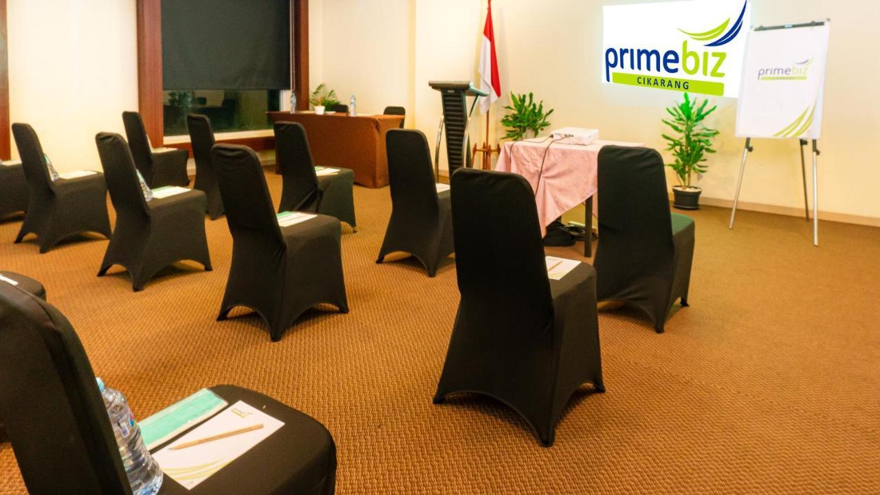 Primebiz Cikarang Hotel Eksteriør billede
