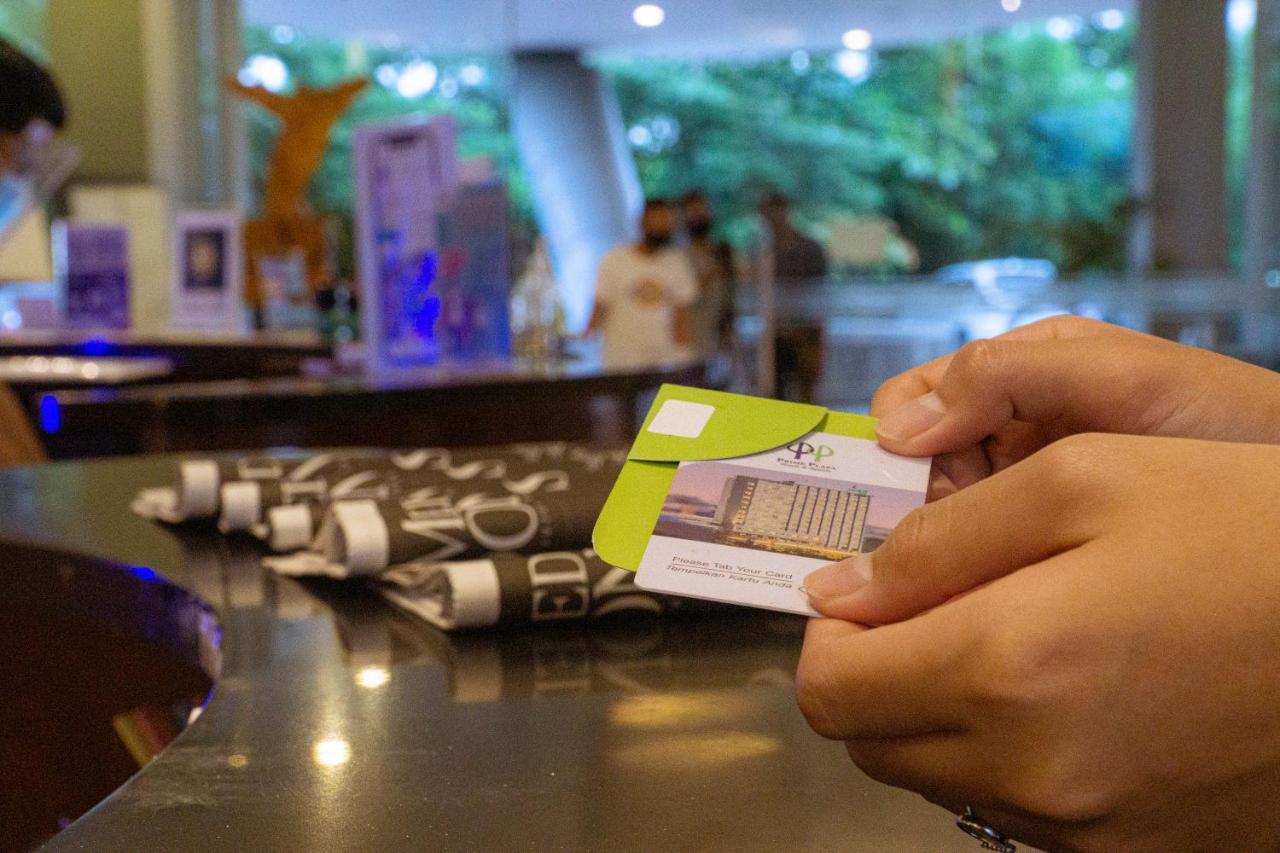 Primebiz Cikarang Hotel Eksteriør billede